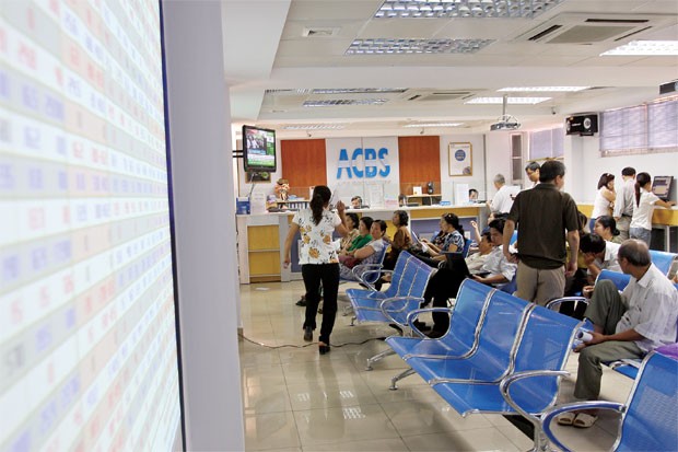 ACBS bị ngắt giao dịch trực tuyến, ai bảo vệ nhà Kl99ok phiên bản mới?